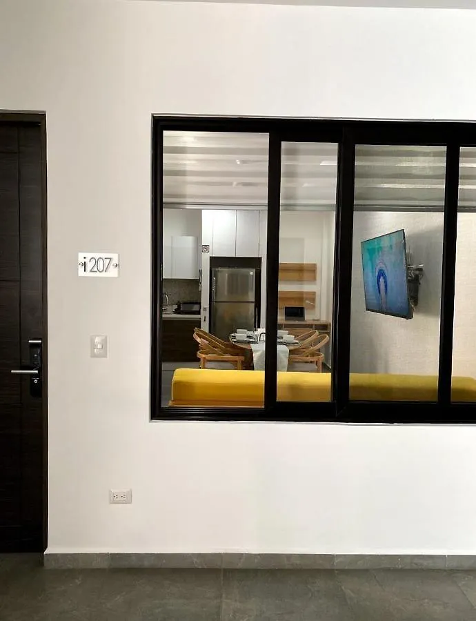 Onebr W Balcony Or Small Studio In Playa Del Carmen, Bbq, Pool Infinite, Whirlpool, Ac, Tv Smart, 200Mb