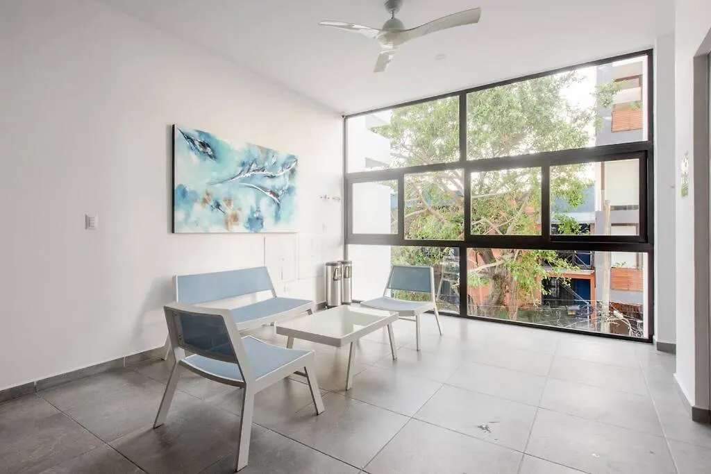 Onebr W Balcony Or Small Studio In Playa Del Carmen, Bbq, Pool Infinite, Whirlpool, Ac, Tv Smart, 200Mb 0*,  墨西哥